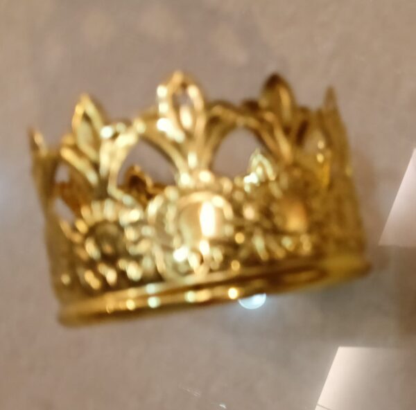 Infant Jesus golden crown - Image 3