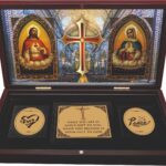 DELUXE (3D) JESUS AND MARY BIG GIFTING BOX