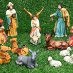 Resin Nativity/Crib Idols Set of 15 Pieces [Pack - Mary, Joseph, Baby Jesus, Angel, 3 Wise Men, The Shepherd, 7 Animals] Multicolour 5 Inch Set